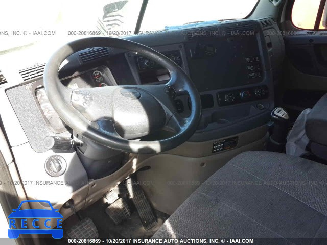 2011 FREIGHTLINER CASCADIA 125 1FUJGLDR8BSAZ4027 image 4