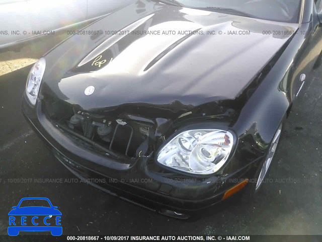 2000 Mercedes-benz SLK WDBKK47F8YF148909 image 5