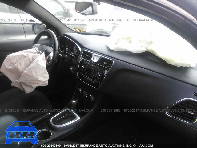 2011 Chrysler 200 1C3BC1FGXBN615708 image 4