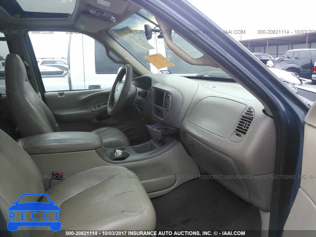 2000 Ford Expedition 1FMPU18L9YLB58270 image 4