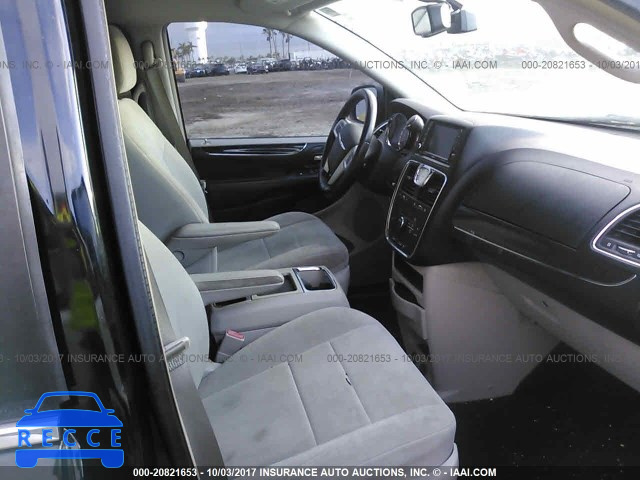 2011 Chrysler Town and Country 2A4RR5DG0BR655943 image 4