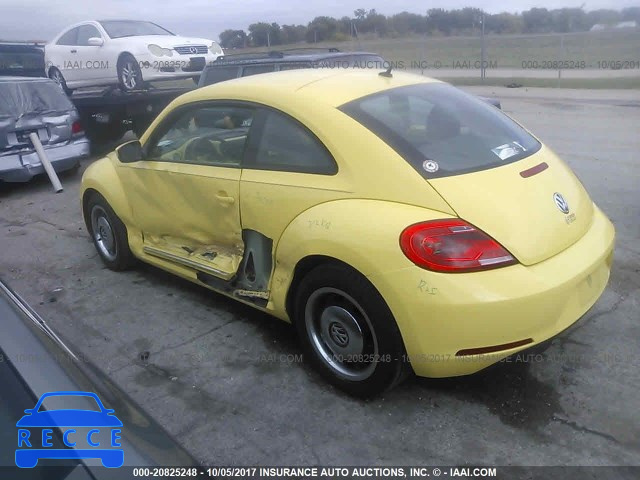 2012 Volkswagen Beetle 3VWJX7AT7CM640190 Bild 2