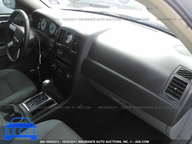 2005 Chrysler 300 2C3JA43R75H176568 image 4