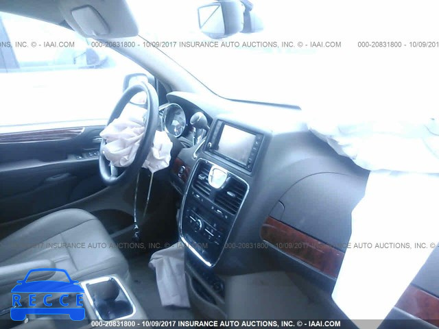 2013 Chrysler Town and Country 2C4RC1CG3DR534618 image 4