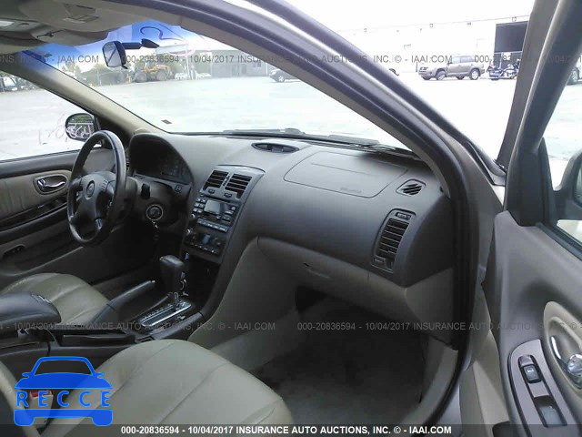 2000 Nissan Maxima GLE/GXE/SE JN1CA31A8YT018844 image 4