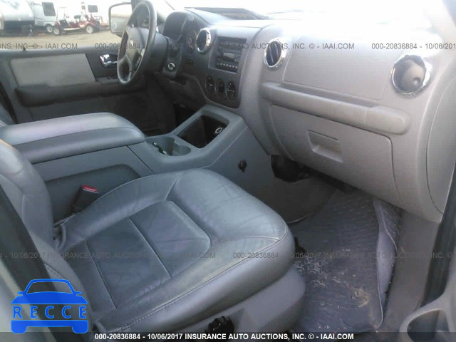 2006 Ford Expedition XLT 1FMFU155X6LA73209 image 4