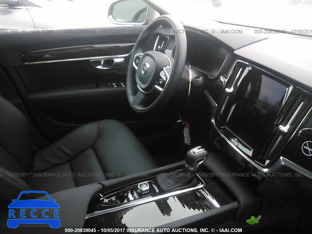 2018 VOLVO S90 T5/MOMENTUM LVY982MK1JP015549 image 4