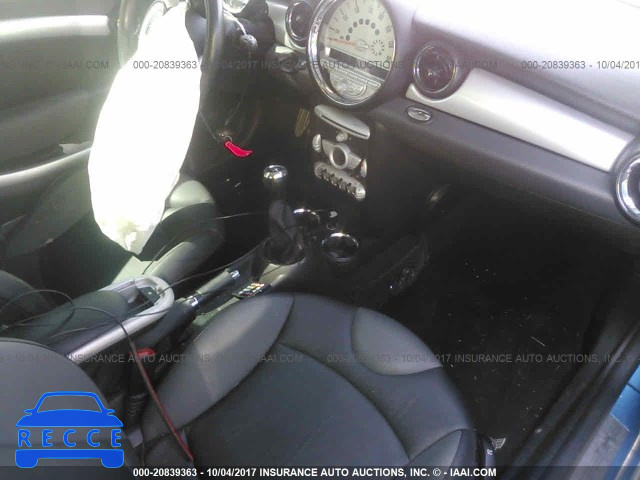 2007 Mini Cooper WMWMF735X7TT81829 image 4