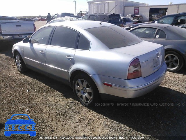 2003 Volkswagen Passat GLX WVWRH63B33P051715 image 2