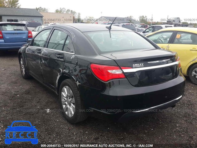 2014 Chrysler 200 1C3CCBAB9EN170775 Bild 2