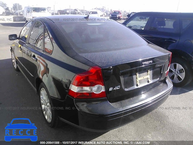 2005 Volvo S40 YV1MS382552053219 image 2