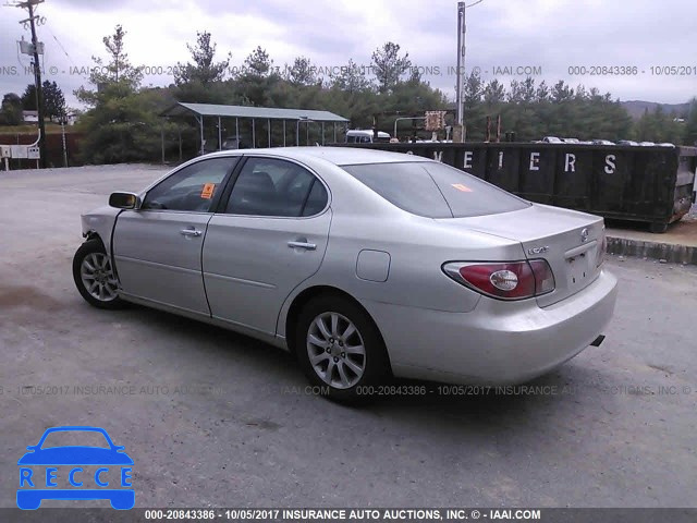 2003 Lexus ES 300 JTHBF30G036011358 Bild 2