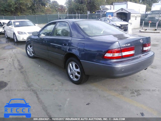 2001 Lexus ES 300 JT8BF28G410338215 image 2
