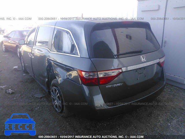 2013 Honda Odyssey 5FNRL5H47DB058763 Bild 2