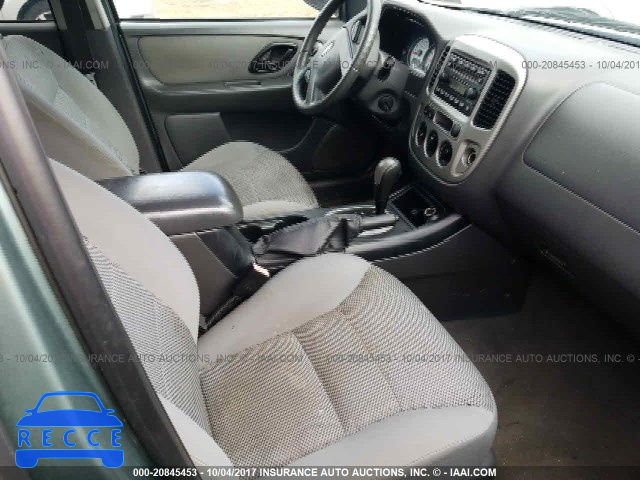 2005 Ford Escape 1FMCU93165DA07413 image 4