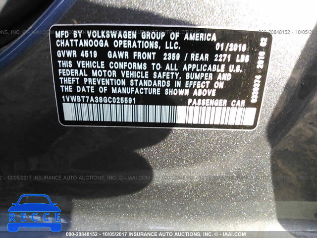 2016 Volkswagen Passat 1VWBT7A38GC025591 Bild 8