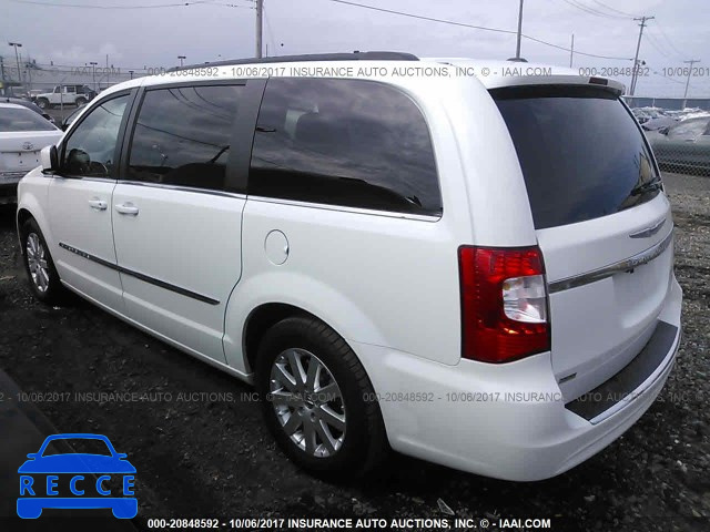 2015 Chrysler Town and Country 2C4RC1BG3FR695572 image 2