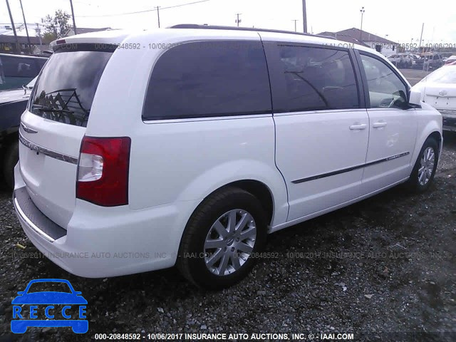 2015 Chrysler Town and Country 2C4RC1BG3FR695572 image 3