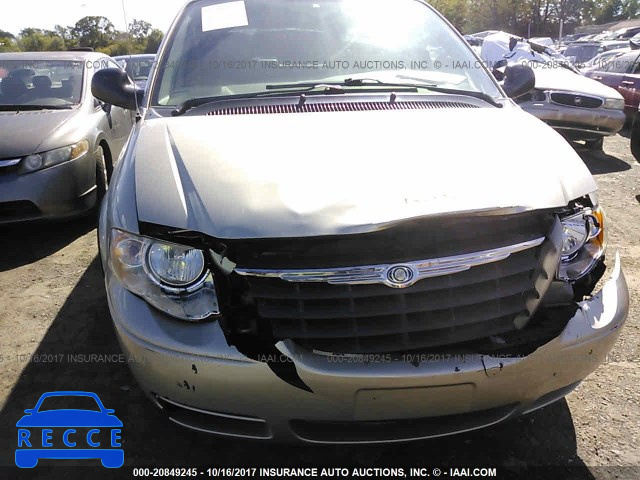 2006 Chrysler Town and Country 2A4GP54L26R692749 image 5