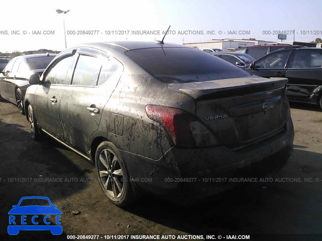 2014 Nissan Versa 3N1CN7AP8EL877108 Bild 2