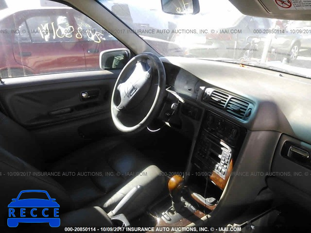 1998 Volvo V70 XC YV1LZ5641W2474444 image 4