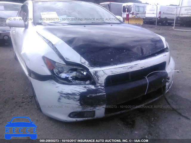 2005 TOYOTA SCION TC JTKDE177450033806 image 5