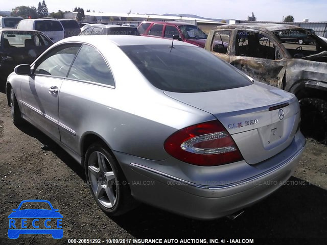 2005 Mercedes-benz CLK 320C WDBTJ65J95F147483 Bild 2