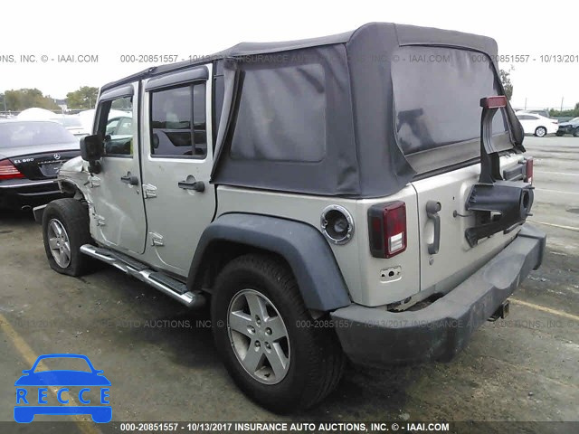 2007 Jeep Wrangler 1J4GA39197L120875 image 2