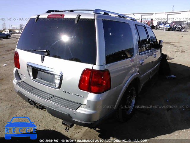 2004 Lincoln Navigator 5LMFU28RX4LJ06210 image 3