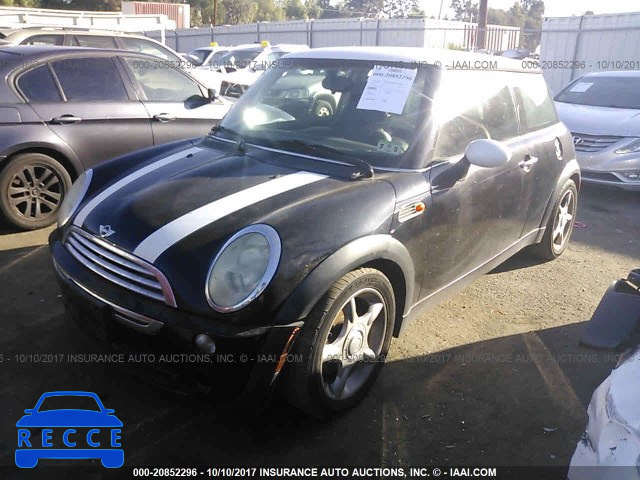 2005 Mini Cooper WMWRC33565TK61594 image 1