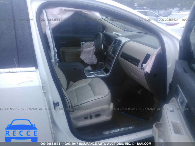 2008 Lincoln MKX 2LMDU88C78BJ27003 image 4