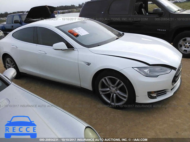2013 Tesla Model S 5YJSA1CG5DFP11477 Bild 0