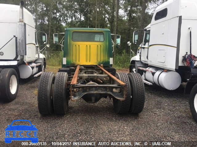 1998 INTERNATIONAL 4900 4900 1HTSDAAN0WH526509 Bild 7