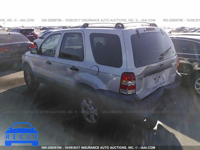 2005 Ford Escape 1FMYU93105KE22258 image 2