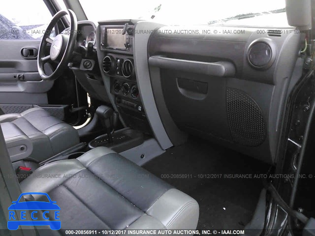 2010 Jeep Wrangler Unlimited RUBICON 1J4HA6H13AL220517 image 4