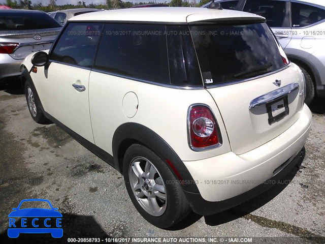 2013 Mini Cooper WMWSU3C54DT371279 image 2