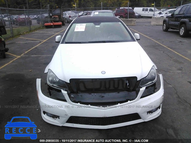 2014 Mercedes-benz C WDDGJ8JB2EG169922 Bild 5