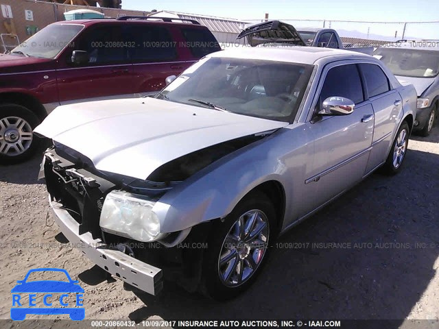 2008 Chrysler 300c 2C3KA63H98H193626 Bild 1