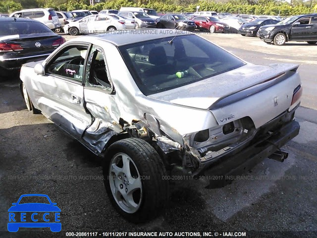 2000 Honda Prelude JHMBB624XYC002790 Bild 2