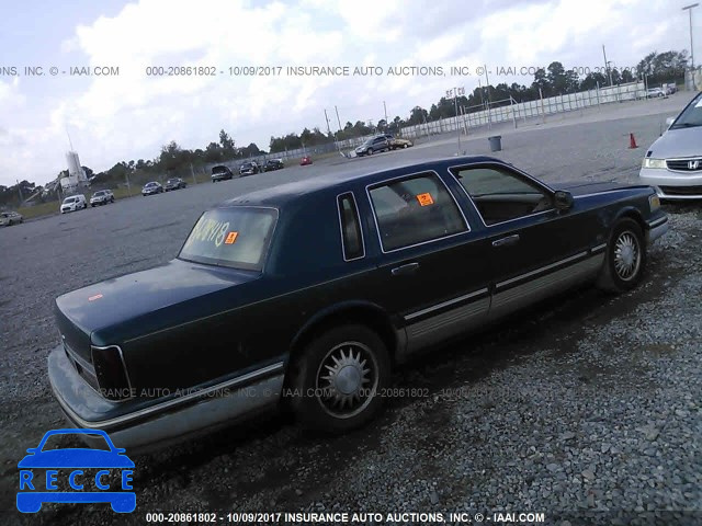 1997 Lincoln Town Car 1LNLM82W6VY678418 Bild 3