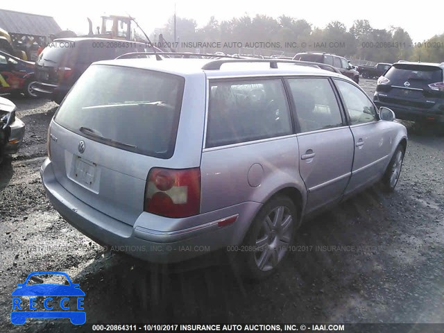 2005 Volkswagen Passat WVWCD63BX5E137412 image 3