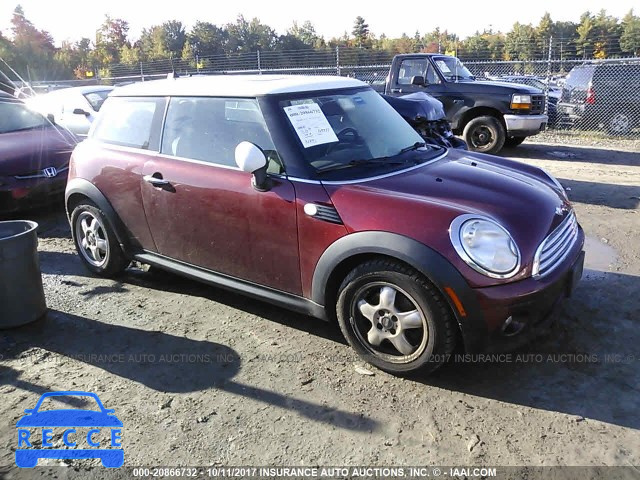 2007 Mini Cooper WMWMF335X7TT53246 image 0