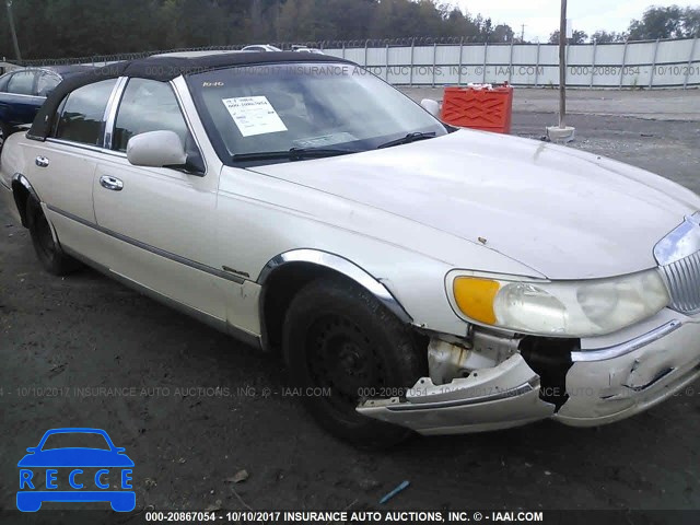 2000 LINCOLN TOWN CAR CARTIER 1LNHM83W1YY861119 image 5