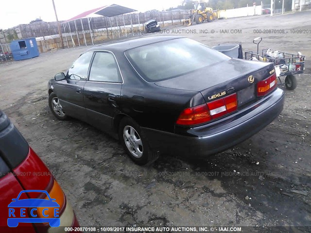 1997 Lexus ES 300 JT8BF22G1V0010071 image 2
