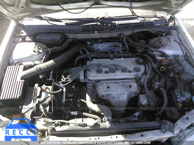 1998 Honda Accord 1HGCG5640WA017675 image 9