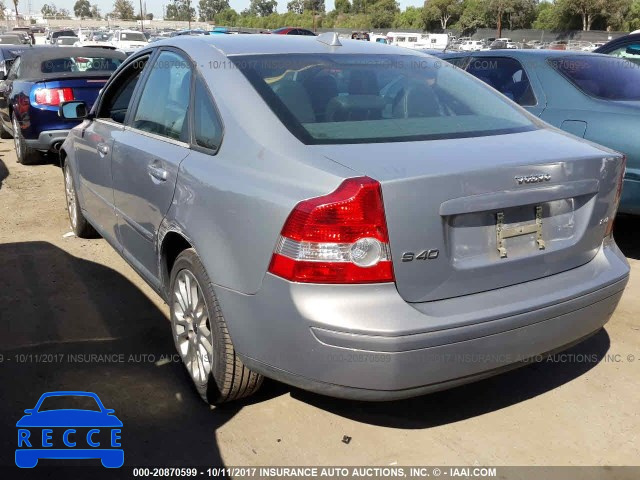 2005 Volvo S40 2.4I YV1MS390752115569 image 2