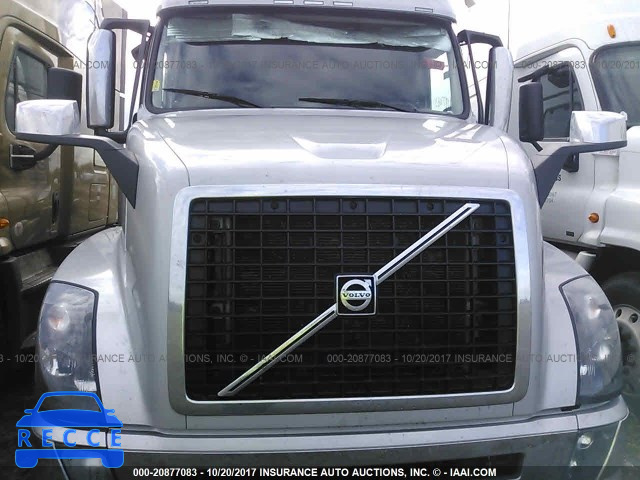 2017 VOLVO VNL L 4V4NC9TJ9HN982412 Bild 8