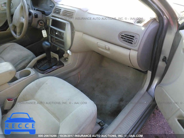 2001 Mitsubishi Galant 4A3AA46G61E181961 image 4