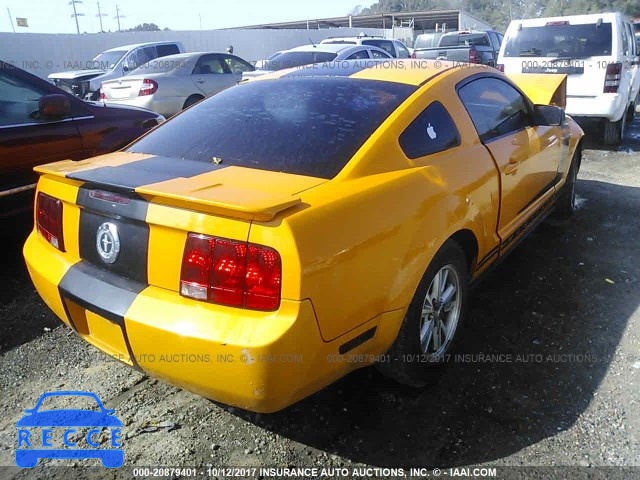 2008 Ford Mustang 1ZVHT80N185143264 image 3