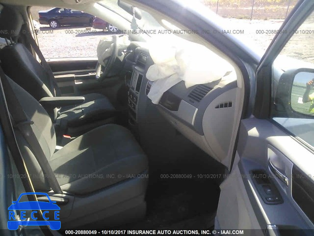 2010 Chrysler Town & Country TOURING 2A4RR5D10AR232225 Bild 4